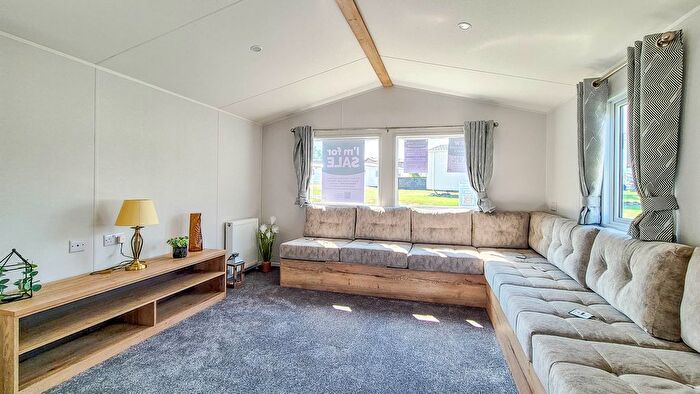 2 Bedroom Mobile/park Home For Sale In Burghead, Elgin, IV30