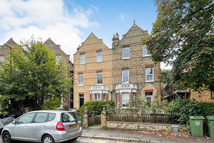 2 Bedroom Flat For Sale In Charleville Circus, London, SE26