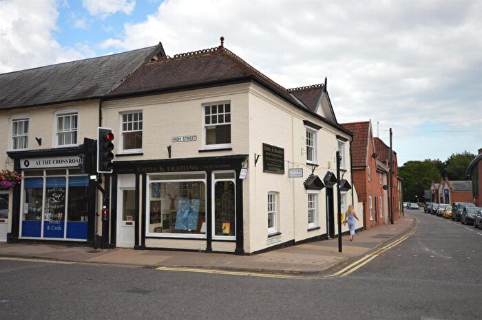 2 Bedroom Apartment To Rent In Saxmundham, IP17