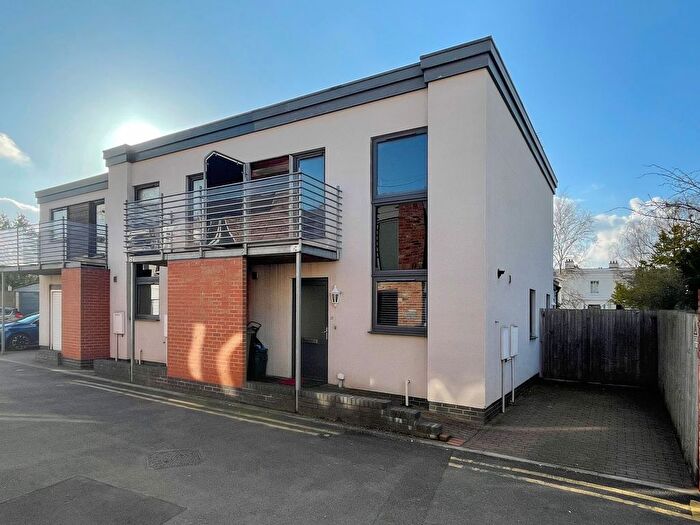 3 Bedroom Terraced House To Rent In Wellington Lane, Cheltenham, GL50