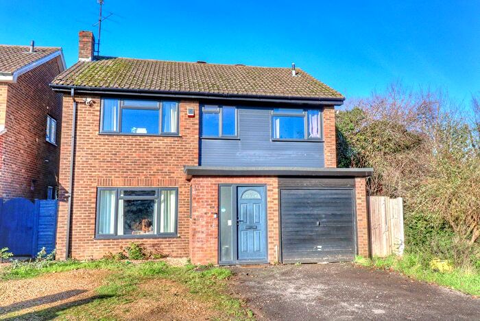 4 Bedroom Detached House For Sale In Collyer Road, Stokenchurch, HP14