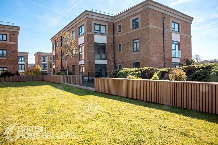 2 Bedroom Apartment For Sale In Claud Hamilton Way, Hertford, Hertfordshire, SG14