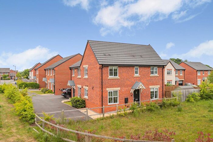3 Bedroom Semi-Detached House For Sale In Harrier Way, Farndon, CH3