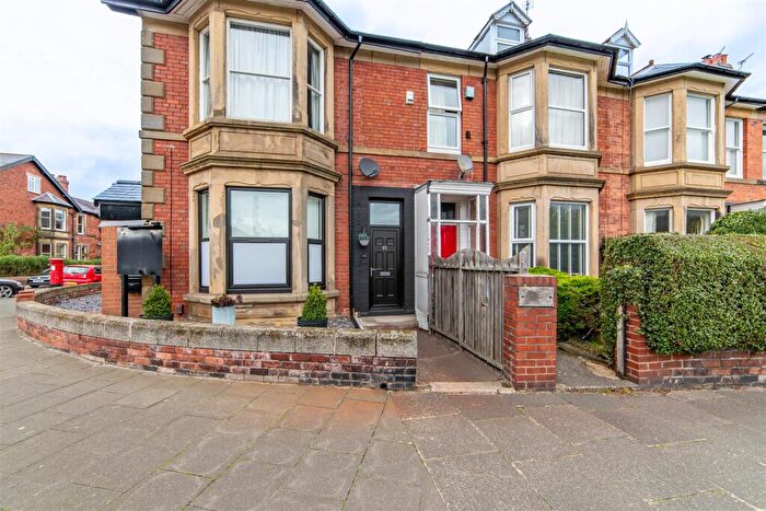 4 Bedroom Maisonette To Rent In Church Road, Gosforth, Newcastle Upon Tyne, NE3