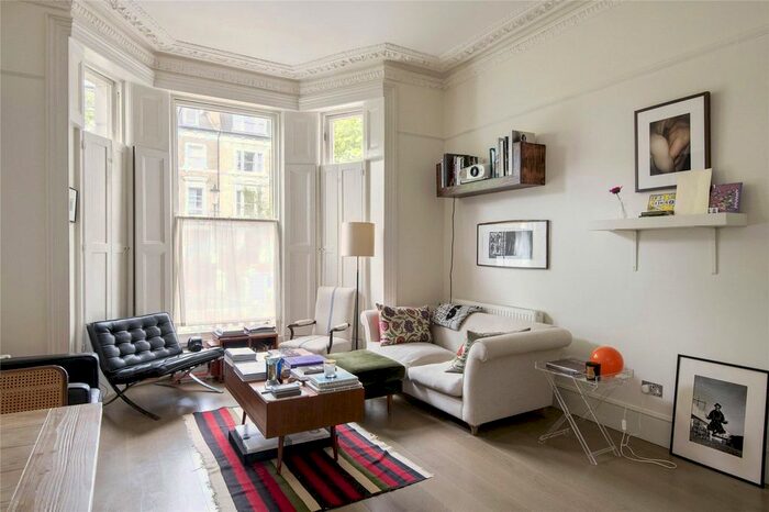2 Bedroom Flat To Rent In Elsham Road, Holland Park, W14