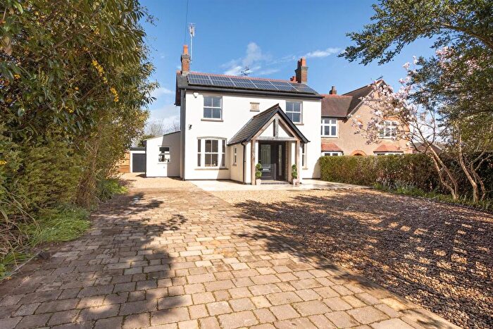 4 Bedroom Detached House For Sale In Station Road, North Kilworth, Lutterworth, LE17