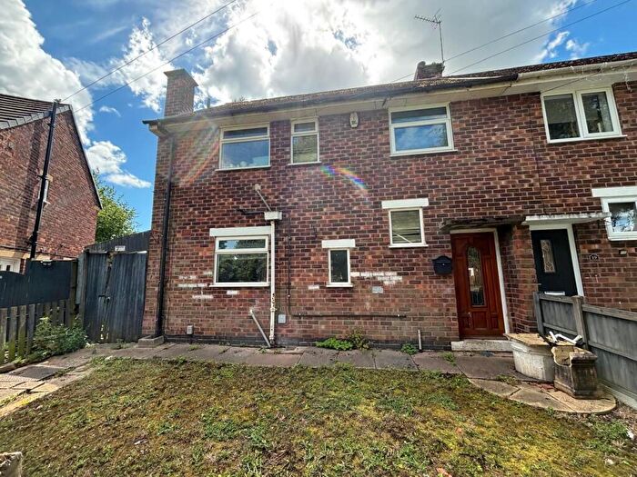 3 Bedroom Semi-Detached House For Sale In Willow Avenue, Hucknall, Nottingham, NG15