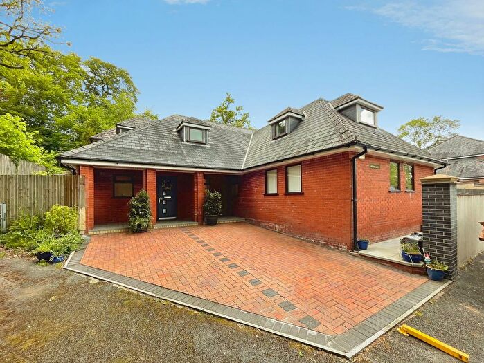 5 Bedroom Detached Bungalow For Sale In Cwmavon, Port Talbot, SA12