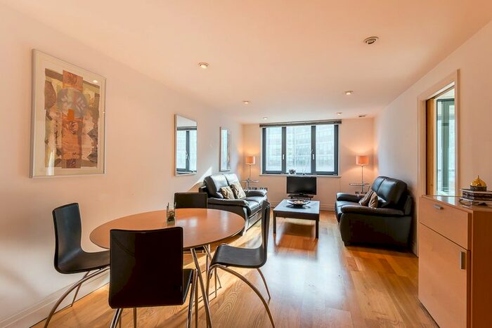 2 Bedroom Flat To Rent In Paddington Central, Sheldon Square, Paddington, W2