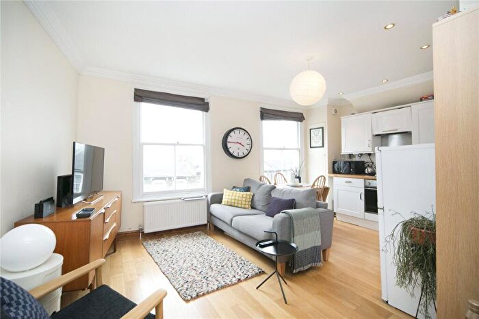 1 Bedroom Apartment To Rent In Queen Anne Road, South Hackney, London, E9