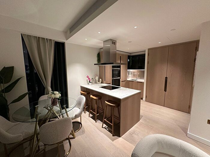 2 Bedroom Flat To Rent In Nine Elms, London, SW8
