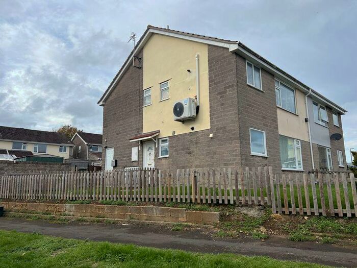 2 Bedroom Maisonette To Rent In Pine Walk, Westfield, BA3