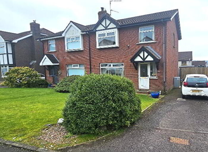 4 Bedroom Semi-Detached House For Sale In Huntingdale, Ballyclare, BT39