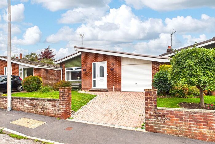 3 Bedroom Detached Bungalow For Sale In Dokkum Road, Crediton, EX17