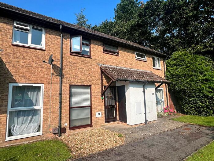 2 Bedroom Terraced House To Rent In Ashlet Gardens, New Milton, Hampshire., BH25