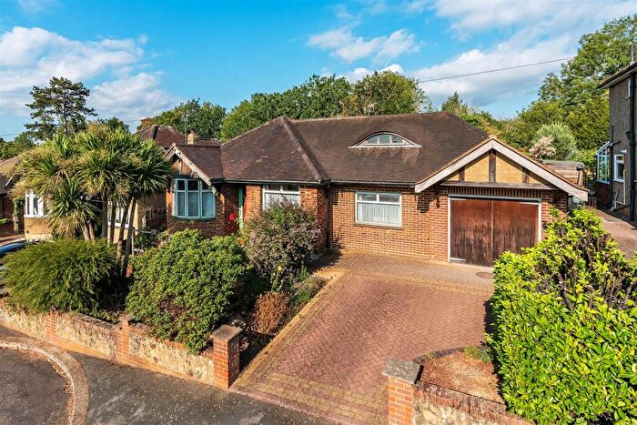 3 Bedroom Detached Bungalow For Sale In Oaks Close, Leatherhead, KT22