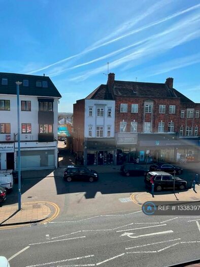 Studio To Rent In High Street, Potters Bar, EN6