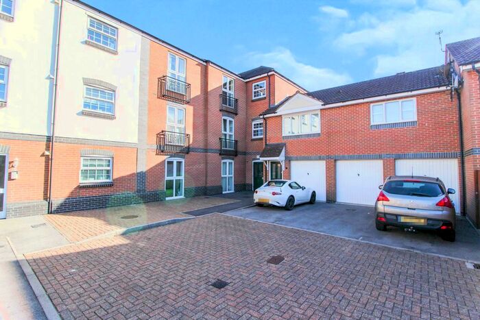 2 Bedroom Flat To Rent In St. Austell Way, Churchward, Swindon, SN2