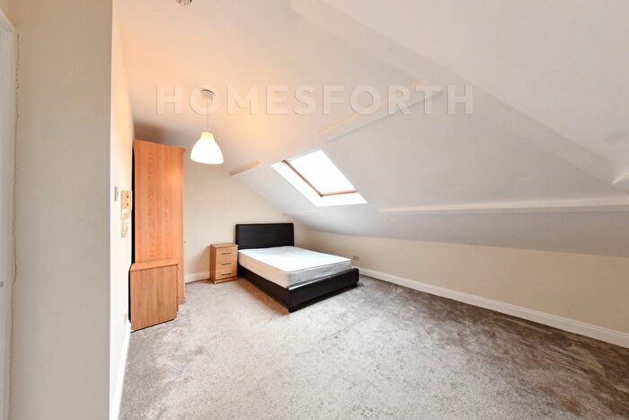2 Bedroom Flat To Rent In Anson Road, Cricklewood, NW2
