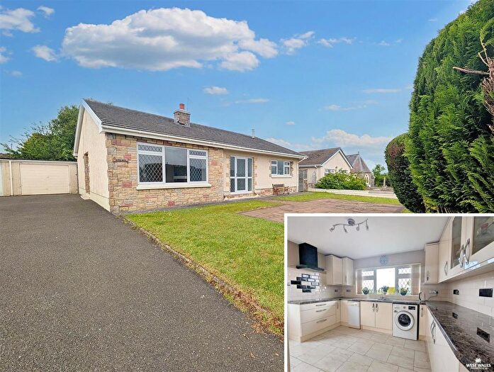 3 Bedroom Detached Bungalow For Sale In St. Annes Avenue, Cwmffrwd, Carmarthen, SA31