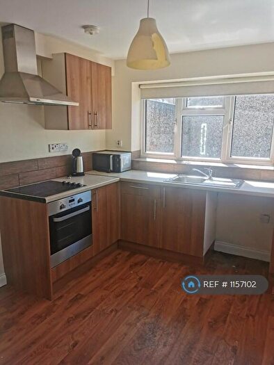 1 Bedroom Flat To Rent In County Rd, Swindon, SN1