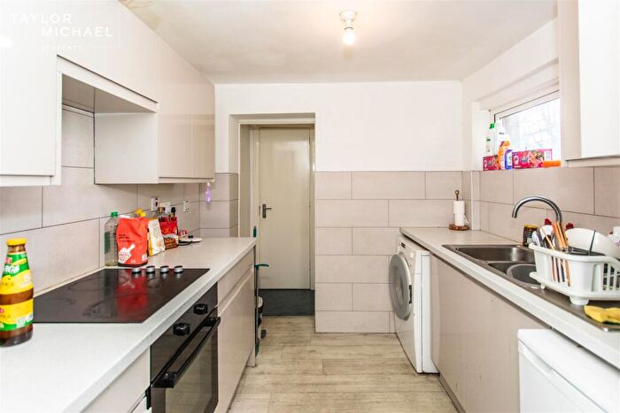 6 Bedroom Terraced House To Rent In Ladysmith Road, Brighton, BN2