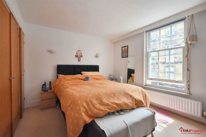 2 Bedroom Flat For Sale In Crescent Road, Tunbridge Wells, TN1