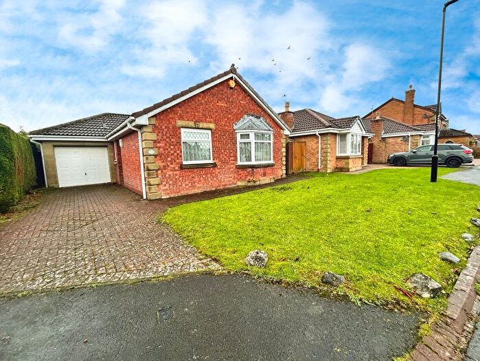 3 Bedroom Bungalow For Sale In Cranham Close, Newcastle Upon Tyne, NE12