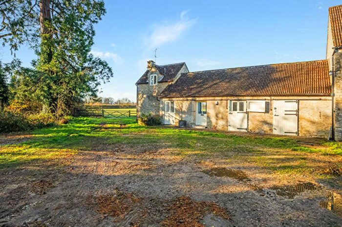 2 Bedroom Cottage To Rent In Coln St Aldwyns, GL7