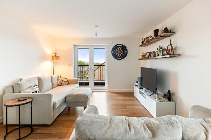 2 Bedroom Flat For Sale In William Jessop Way, Bristol, BS13