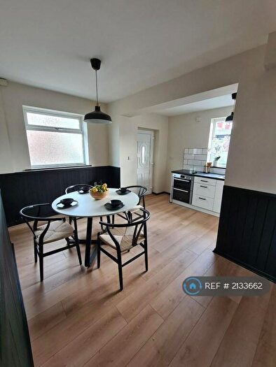 2 Bedroom Semi-Detached House To Rent In Waterloo Street, Ashton-Under-Lyne, OL6