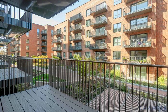 1 Bedroom Flat To Rent In Edwin House, Accolade Avenue, UB1