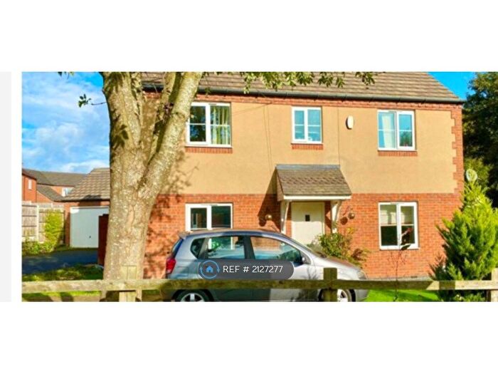 4 Bedroom Detached House To Rent In Mabbs Close, Worcester, WR4