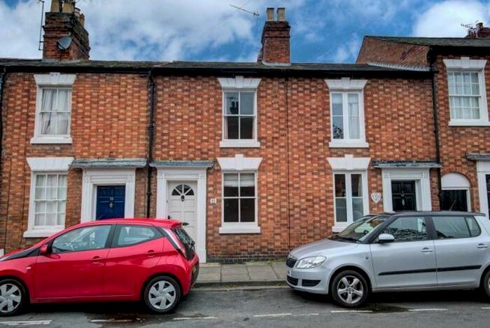 2 Bedroom Terraced House To Rent In College Street, Stratford-upon-Avon, CV37