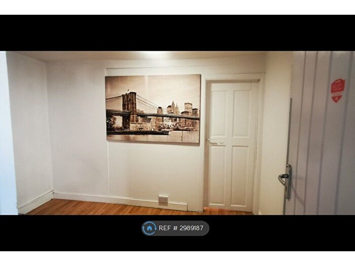 1 Bedroom Flat To Rent In Lea Bridge Road, London, E17