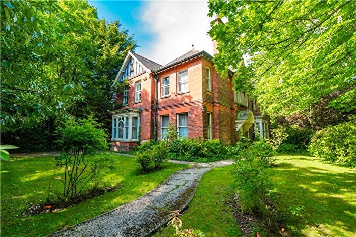 5 Bedroom Property For Sale In Abbey Park Road, Grimsby, DN32