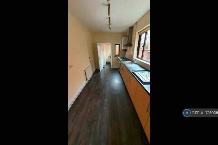 3 Bedroom Terraced House To Rent In Leicester, Leicester, LE4