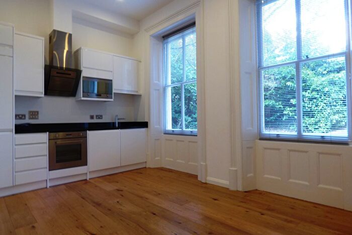 1 Bedroom Property To Rent In Calverley Park Gardens, Tunbridge Wells, TN1