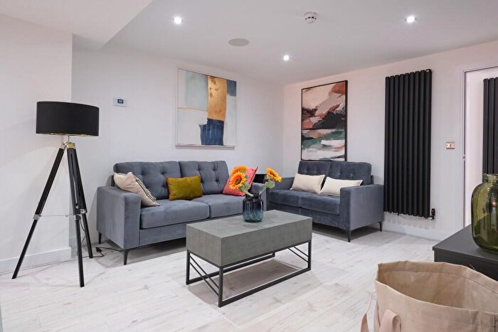 6 Bedroom Terraced House To Rent In Rhyddings Terrace, Swansea, Wales, SA2