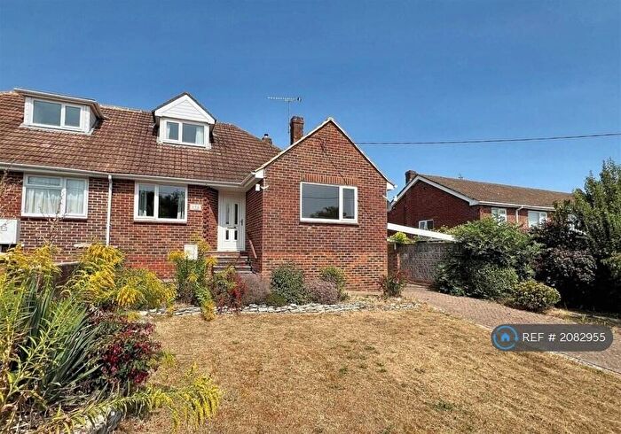 3 Bedroom Semi-Detached House To Rent In Linden Avenue, Basingstoke, RG24