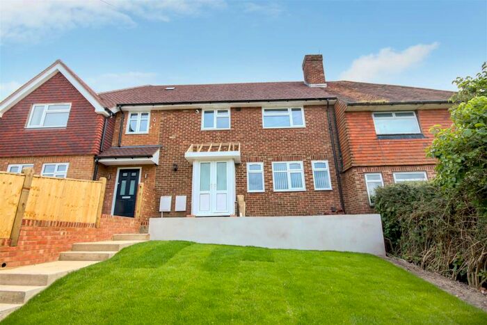 3 Bedroom Terraced House To Rent In Keymer Road, Brighton, BN1