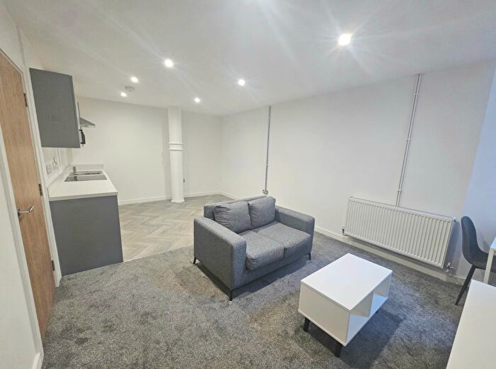1 Bedroom Apartment To Rent In Duke Street, Bradford, West Yorkshire, BD1