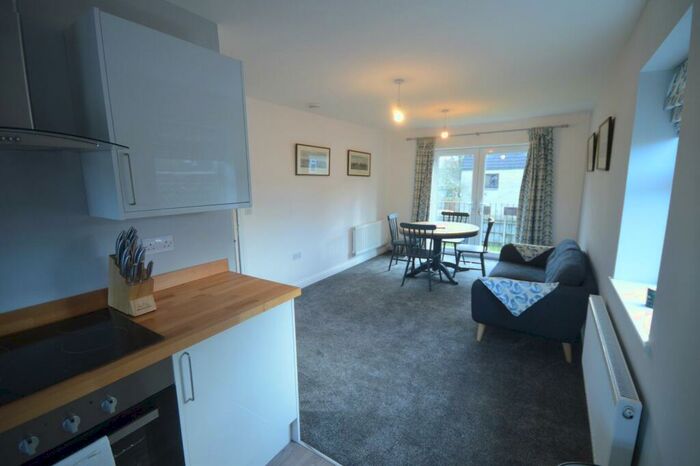2 Bedroom Flat To Rent In Oaken Court, Cirencester, GL7
