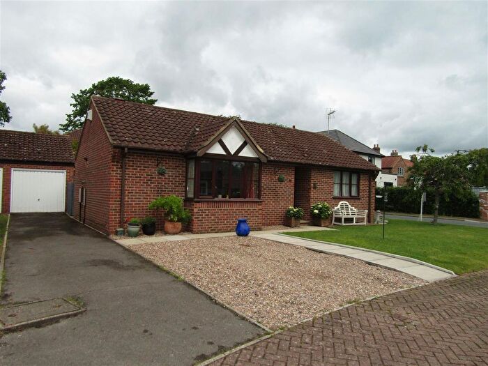 2 Bedroom Detached Bungalow For Sale In Riverside Gardens, Boroughbridge, York, YO51