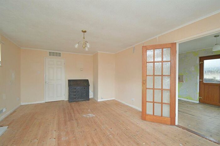 2 Bedroom Detached Bungalow For Sale In Chain Free * Godshill, PO38