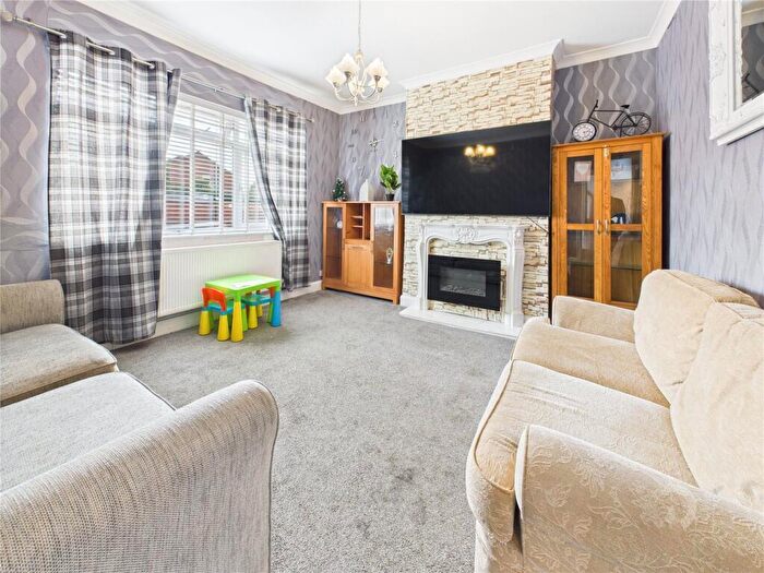 5 Bedroom Detached House For Sale In Salters Lane North, Darlington, DL1