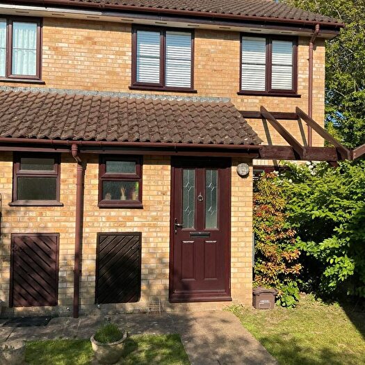 2 Bedroom End Of Terrace House To Rent In Saffron Drive, Christchurch, BH23