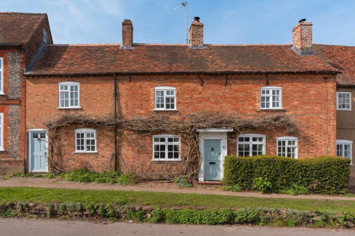 3 Bedroom Terraced House For Sale In Temple Street, Brill, HP18