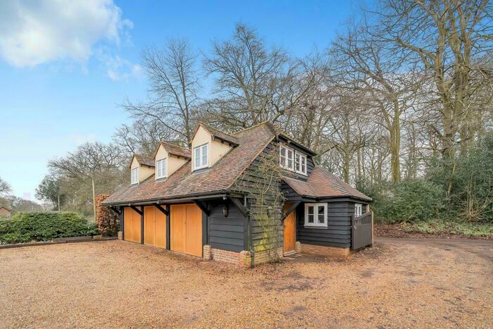 1 Bedroom Apartment To Rent In Nettlebed, Nr Henley, RG9