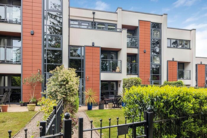 4 Bedroom House For Sale In The Chestnuts, Cleevelands Drive, Cheltenham, GL50